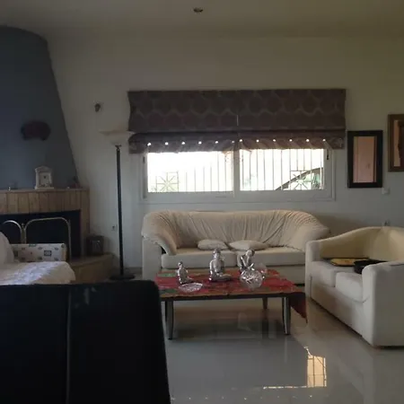 Georgia's Lodge Corinto